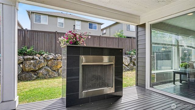 24045 SE 258th Way, Maple Valley, WA 98038