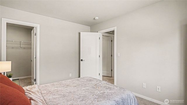24045 SE 258th Way, Maple Valley, WA 98038