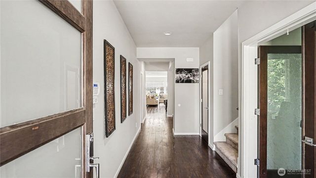 24045 SE 258th Way, Maple Valley, WA 98038