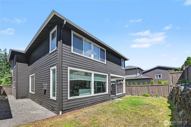 24045 SE 258th Way, Maple Valley, WA 98038