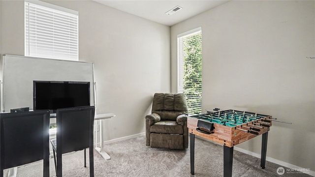 24045 SE 258th Way, Maple Valley, WA 98038