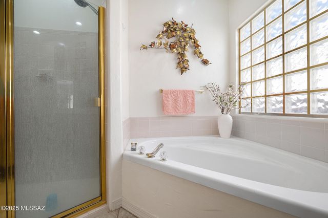 3445 S Abrego Drive, Green Valley, AZ 85614