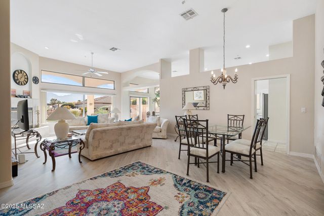 3445 S Abrego Drive, Green Valley, AZ 85614