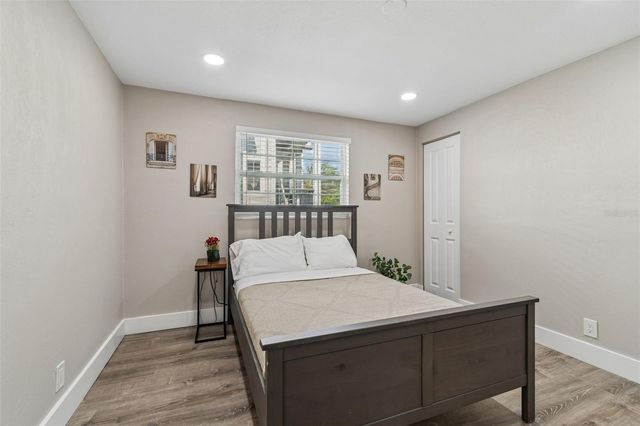 4906 W CLEVELAND STREET, Tampa, FL 33609
