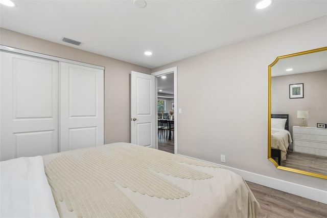 4906 W CLEVELAND STREET, Tampa, FL 33609