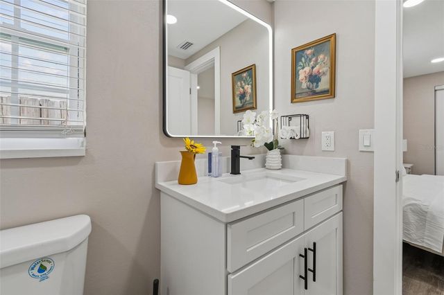 4906 W CLEVELAND STREET, Tampa, FL 33609