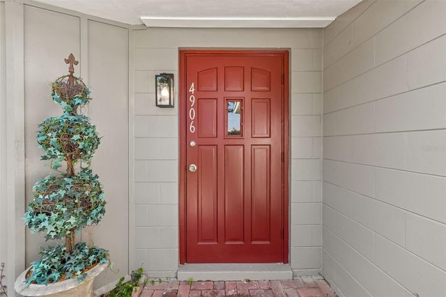 4906 W CLEVELAND STREET, Tampa, FL 33609