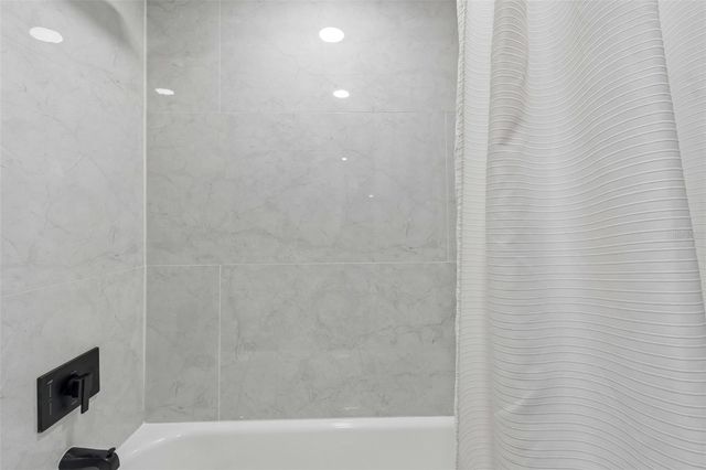 4906 W CLEVELAND STREET, Tampa, FL 33609