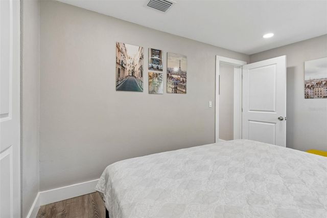 4906 W CLEVELAND STREET, Tampa, FL 33609