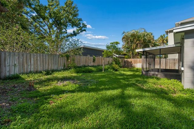 4906 W CLEVELAND STREET, Tampa, FL 33609