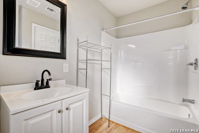 323 Moselle, San Antonio, TX 78237