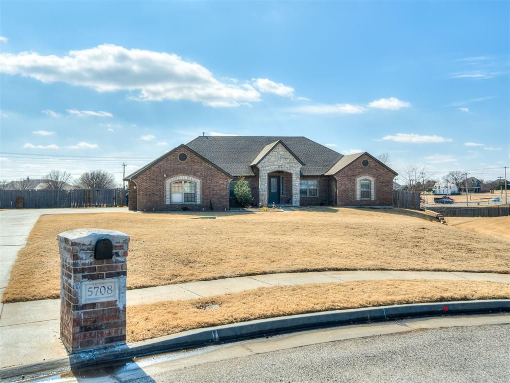 Image 3 of property listing at 5708 SE 148th Street, Oklahoma City, OK 73165
