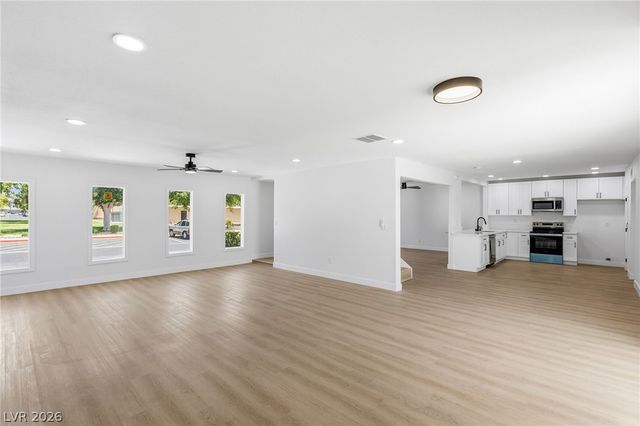 3471 One Nation Avenue, Las Vegas, NV 89121