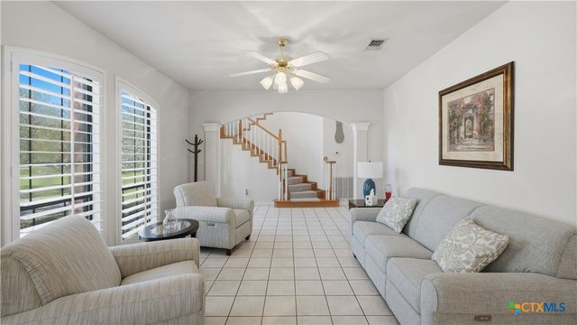 449 Hunters Trophy, New Braunfels, TX 78132