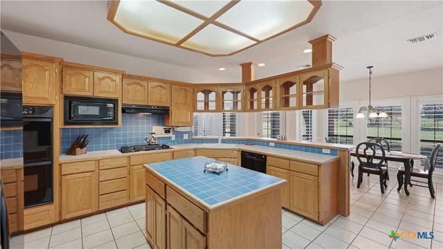 449 Hunters Trophy, New Braunfels, TX 78132