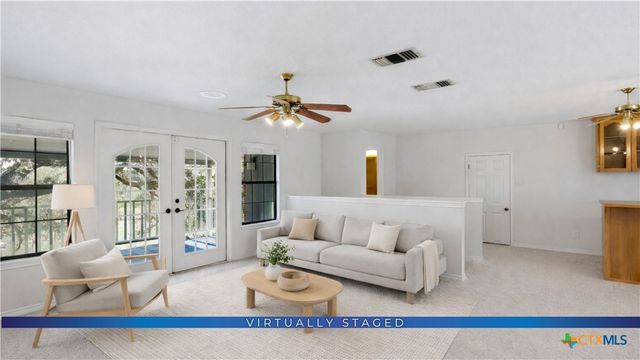 449 Hunters Trophy, New Braunfels, TX 78132