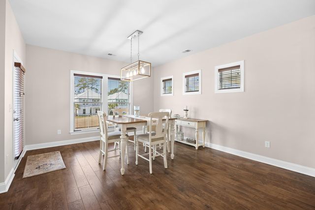 527 Chanted Dr., Murrells Inlet, SC 29576