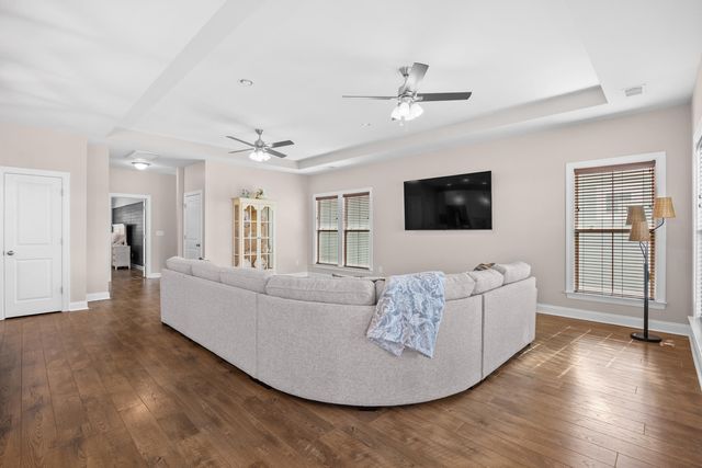 527 Chanted Dr., Murrells Inlet, SC 29576