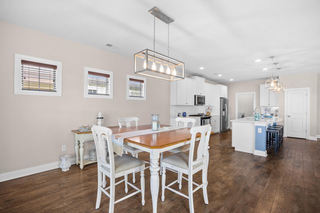 527 Chanted Dr., Murrells Inlet, SC 29576