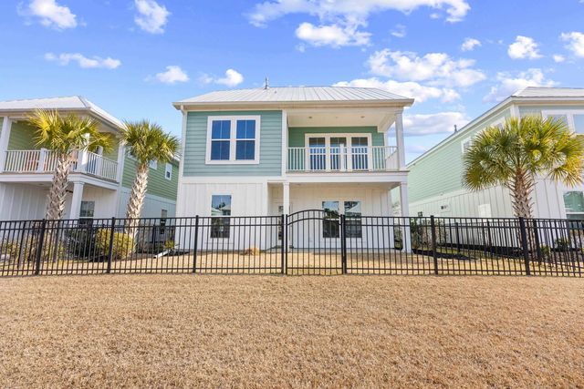 527 Chanted Dr., Murrells Inlet, SC 29576