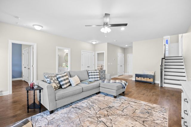 527 Chanted Dr., Murrells Inlet, SC 29576