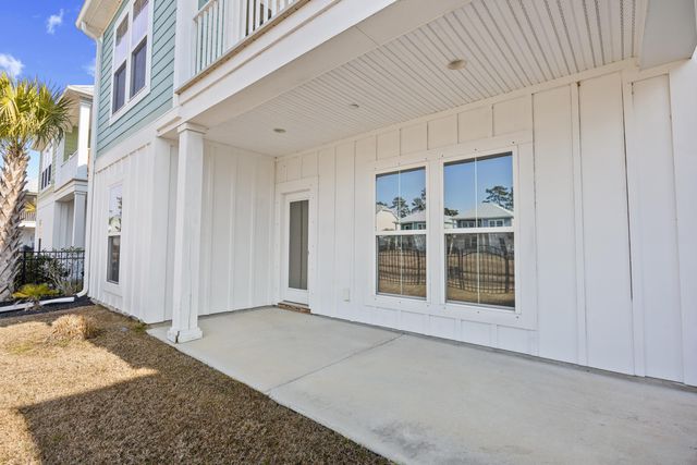 527 Chanted Dr., Murrells Inlet, SC 29576