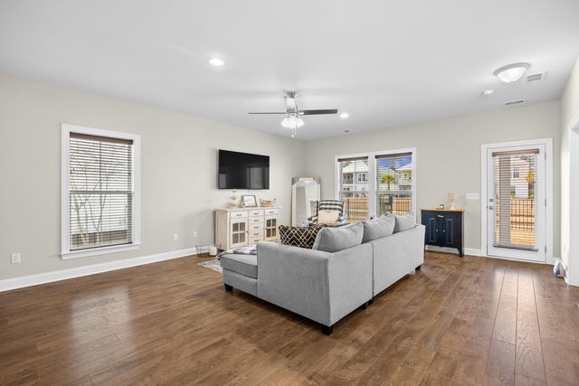 527 Chanted Dr., Murrells Inlet, SC 29576