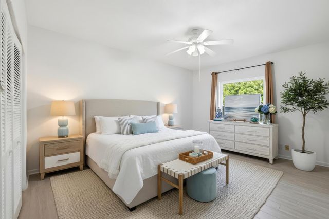 8785 Thousand Pines Circle, West Palm Beach, FL 33411