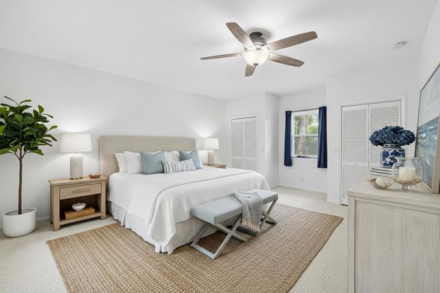 8785 Thousand Pines Circle, West Palm Beach, FL 33411