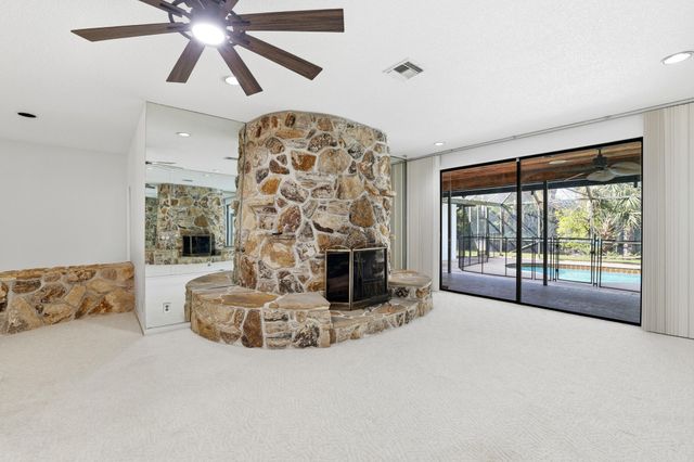 8785 Thousand Pines Circle, West Palm Beach, FL 33411