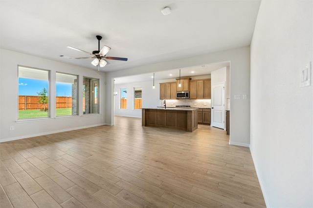 517 Pickett Creek Drive, Aledo, TX 76008