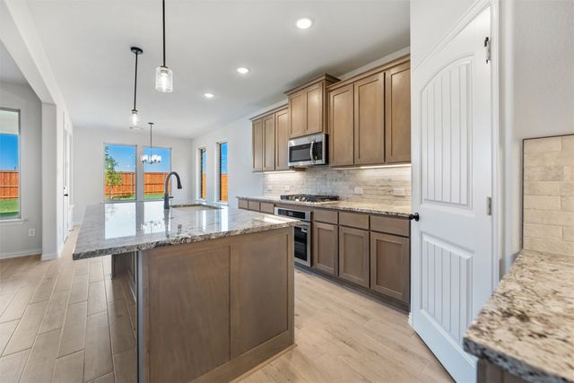 517 Pickett Creek Drive, Aledo, TX 76008