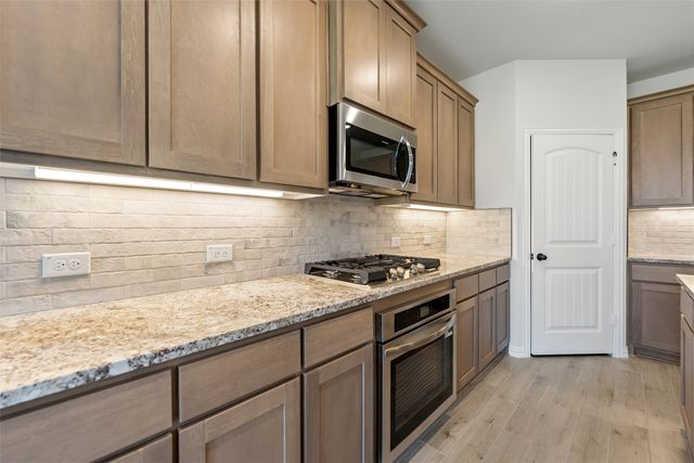 517 Pickett Creek Drive, Aledo, TX 76008