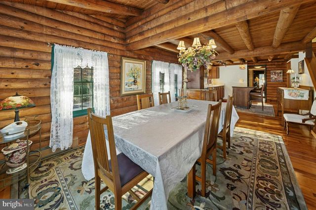 3980 LEHNENBERG RD, Riegelsville, PA 18077