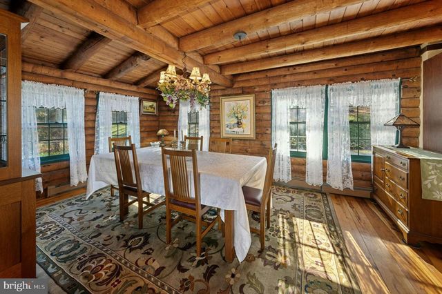 3980 LEHNENBERG RD, Riegelsville, PA 18077