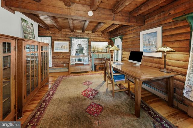 3980 LEHNENBERG RD, Riegelsville, PA 18077