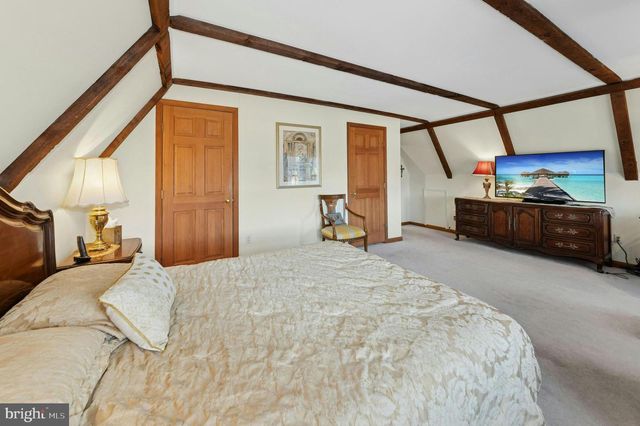 3980 LEHNENBERG RD, Riegelsville, PA 18077