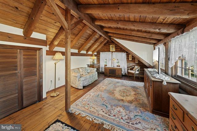 3980 LEHNENBERG RD, Riegelsville, PA 18077