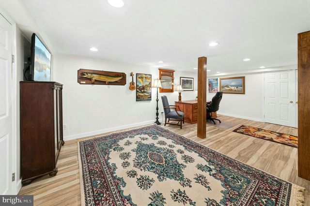 3980 LEHNENBERG RD, Riegelsville, PA 18077