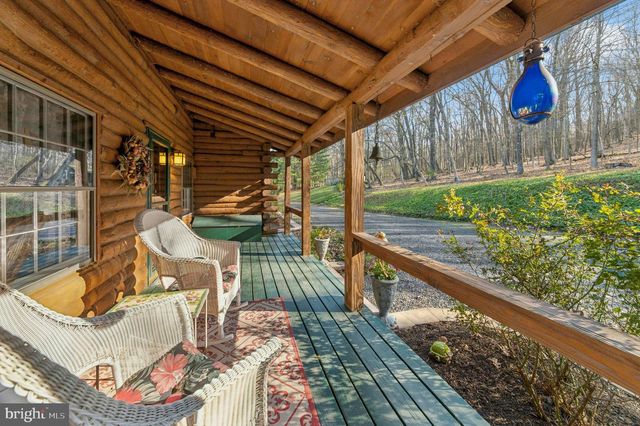 3980 LEHNENBERG RD, Riegelsville, PA 18077