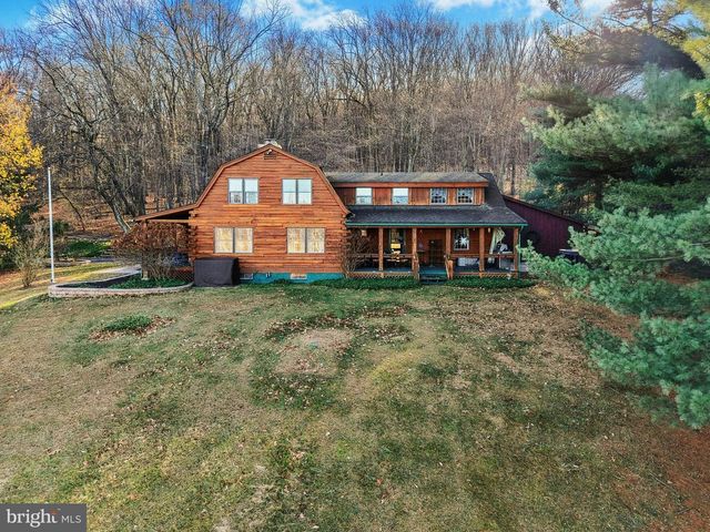 3980 LEHNENBERG RD, Riegelsville, PA 18077
