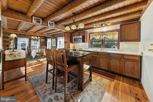 3980 LEHNENBERG RD, Riegelsville, PA 18077