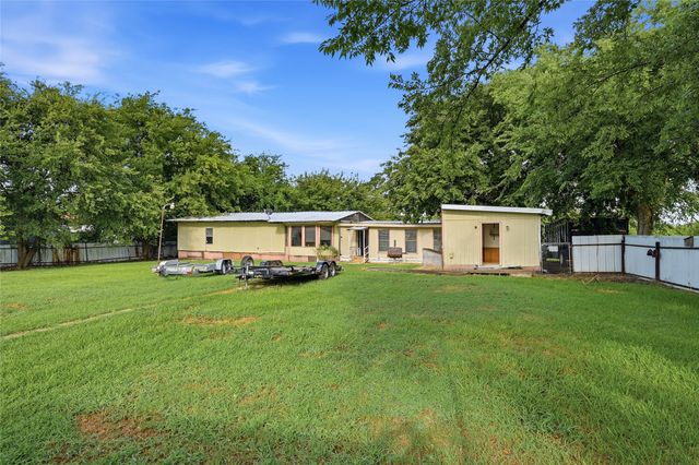 505 Aaron Lane, Southmayd, TX 75092