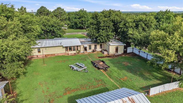 505 Aaron Lane, Southmayd, TX 75092