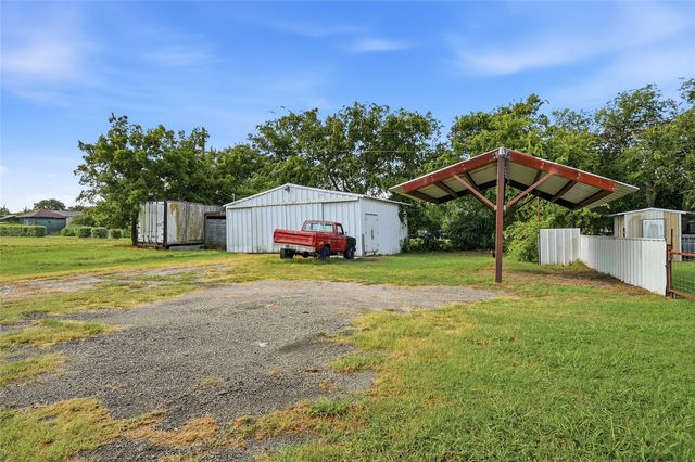 505 Aaron Lane, Southmayd, TX 75092