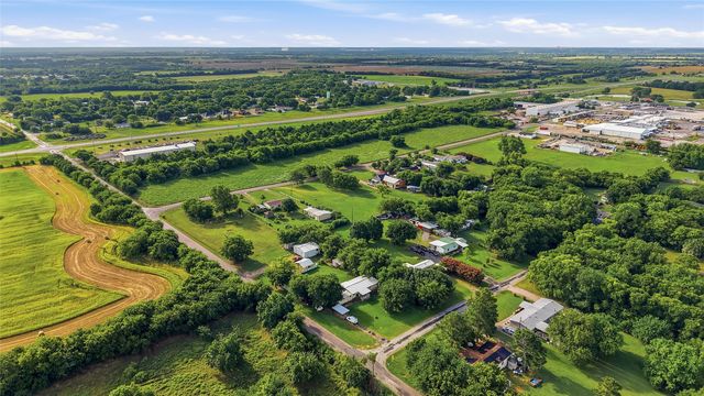 505 Aaron Lane, Southmayd, TX 75092
