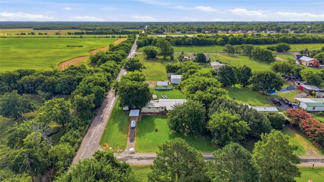 505 Aaron Lane, Southmayd, TX 75092