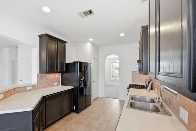 24419 Lakecrest Bend Drive, Katy, TX 77493