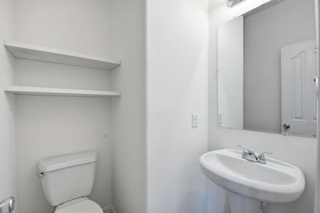 24419 Lakecrest Bend Drive, Katy, TX 77493