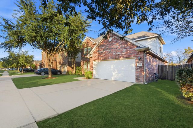 24419 Lakecrest Bend Drive, Katy, TX 77493